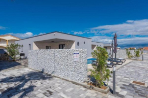 Amazing Villa In Vir With Outdoor Swimming Pool, Sauna And Wifi